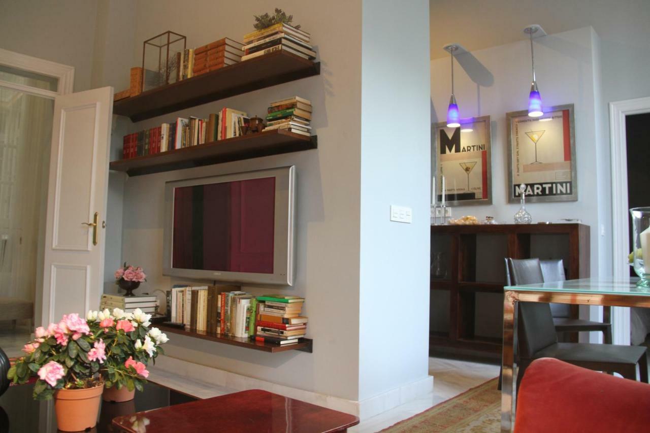 Luxurious 2 Bedroom Flat In A Historic Building Sevilha Exterior foto