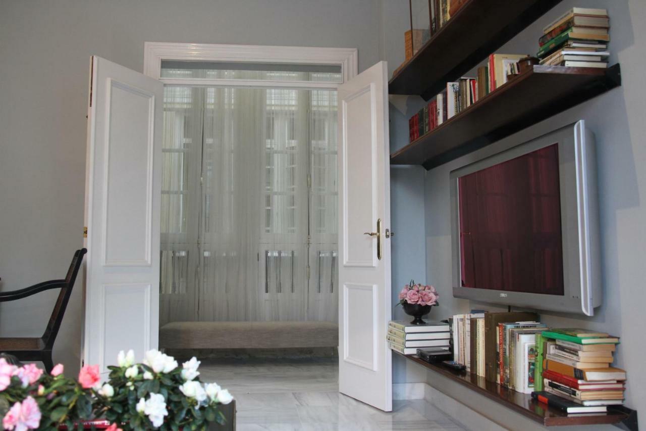 Luxurious 2 Bedroom Flat In A Historic Building Sevilha Exterior foto